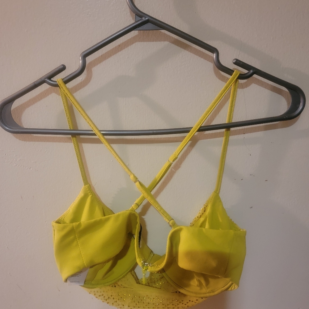 Oh Polly Cahuilla Hills Rhine Stone Mesh Bralet in Lime - Picture 4 of 9